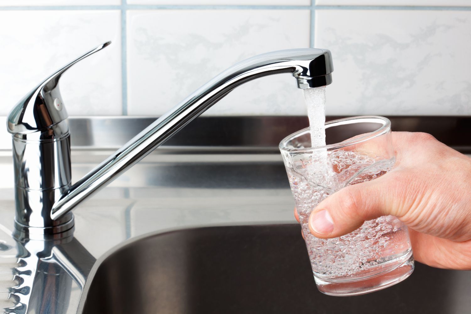 Eau non potable à Viterbo : entérocoques dépassant les seuils, zones concernées