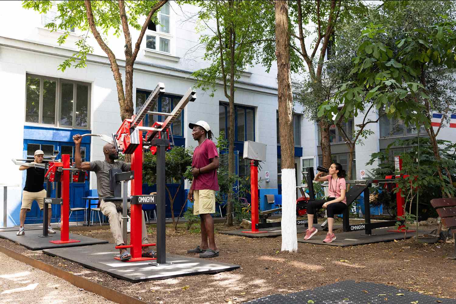 À Paris, une salle de sport pour les sans-abri : le sport devient un outil d’inclusion sociale