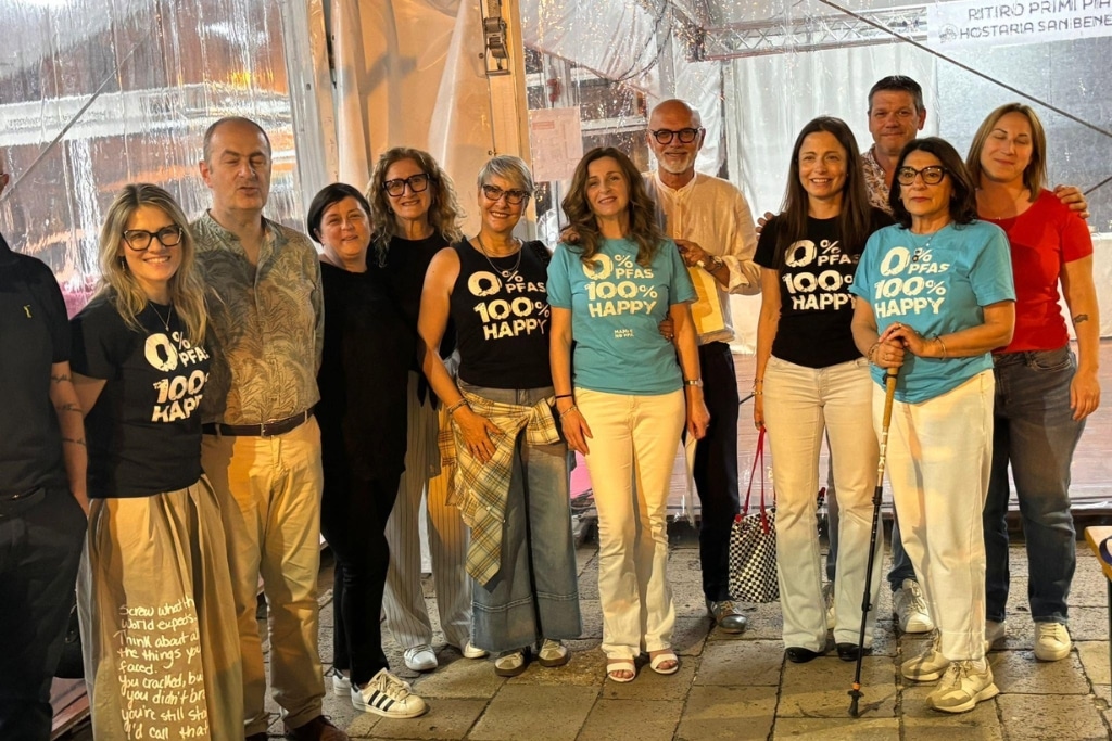 Mamme No Pfas at a charity event in May 2026.