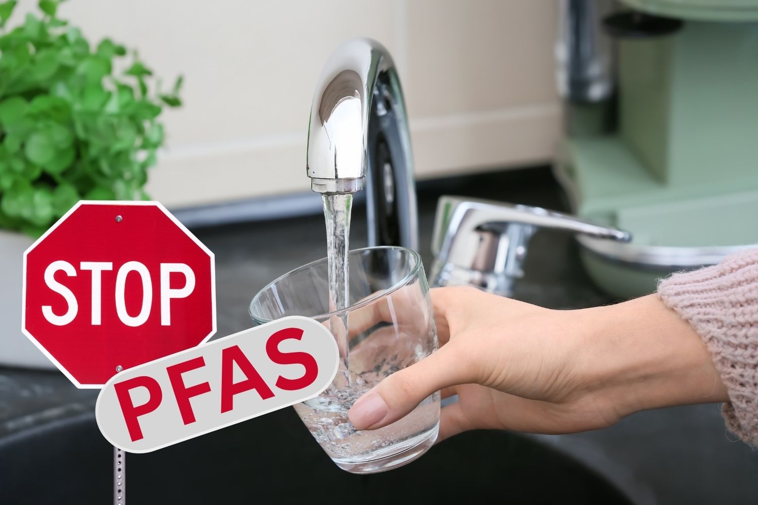 PFAS dans l’eau potable : nouveaux seuils et contrôles en vigueur dès aujourd’hui jusqu’au robinet de la maison, quels changements ?