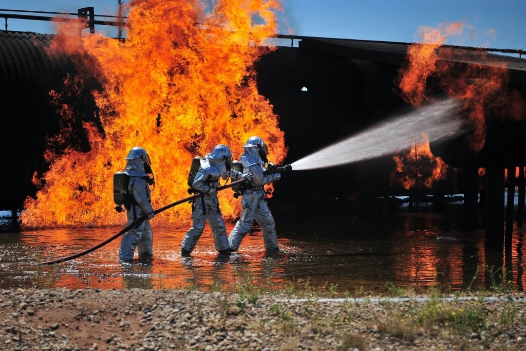 Comment la mousse anti-incendie à base de PFAS a laissé un héritage toxique