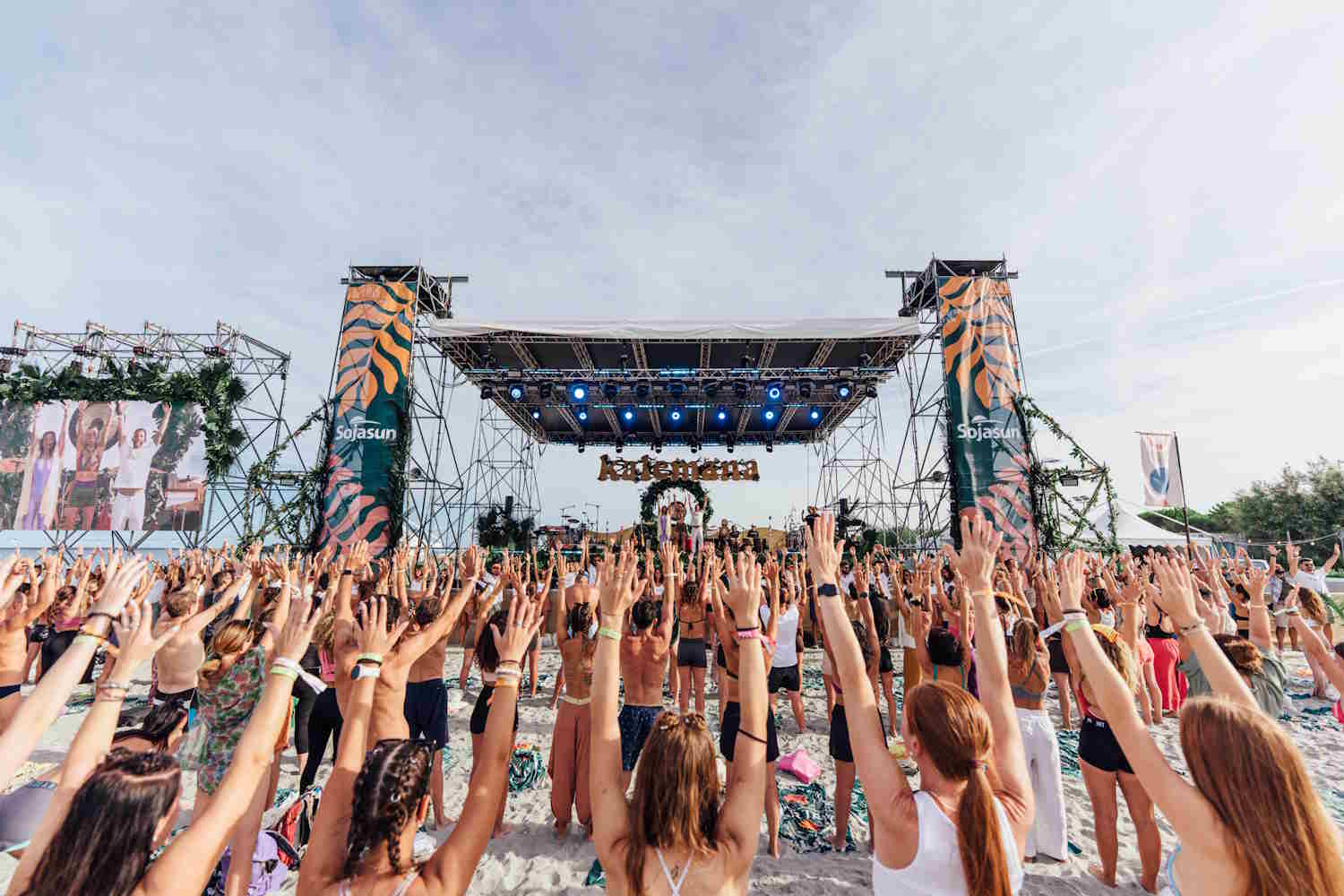 Pieds nus sur la plage pour régénérer l'esprit, le corps et la planète : Kalemana Festival revient à Punta Marina