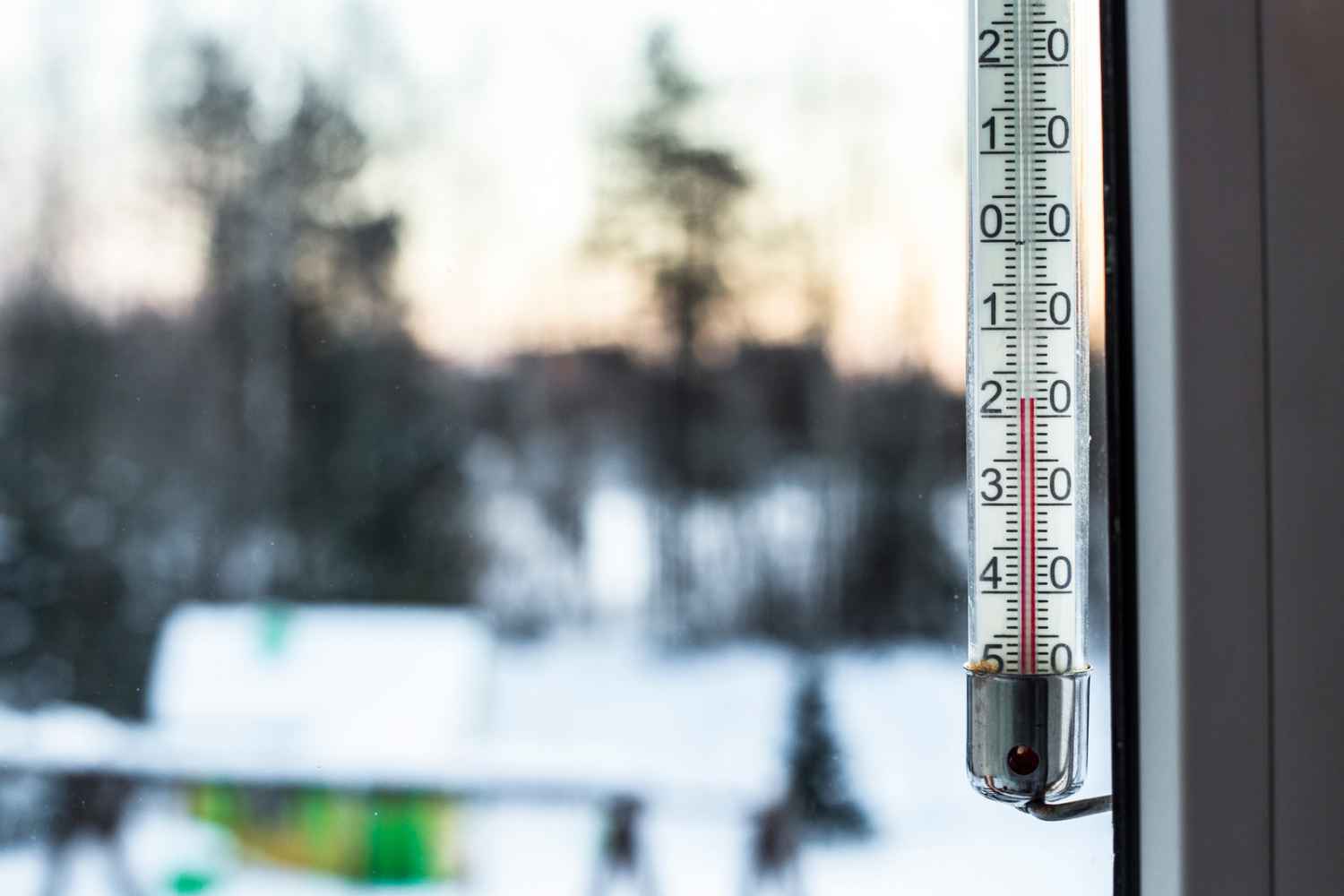 Météo : Premier avant-goût de l’hiver, températures en chute et neige dans les Apennins — jusqu’à quand ?